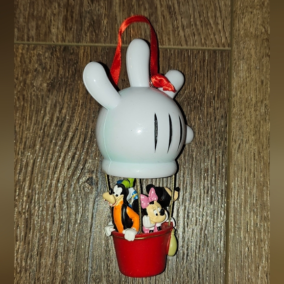 Disney (2017) Mickey & Friends ornament - Picture 2 of 6